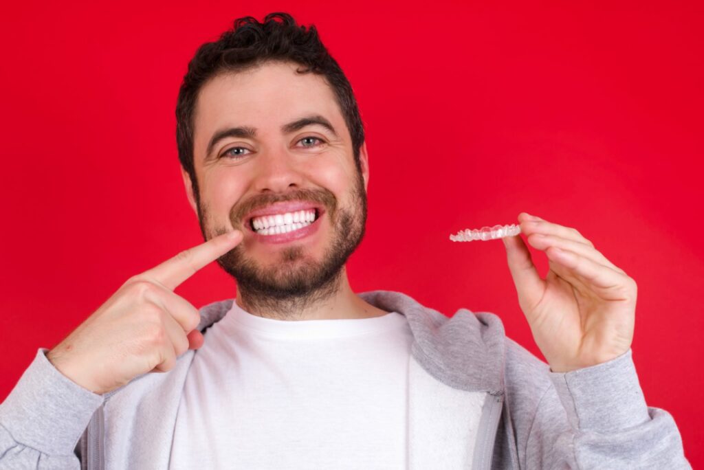 Wearing-Clear-Aligners-During-The-Day