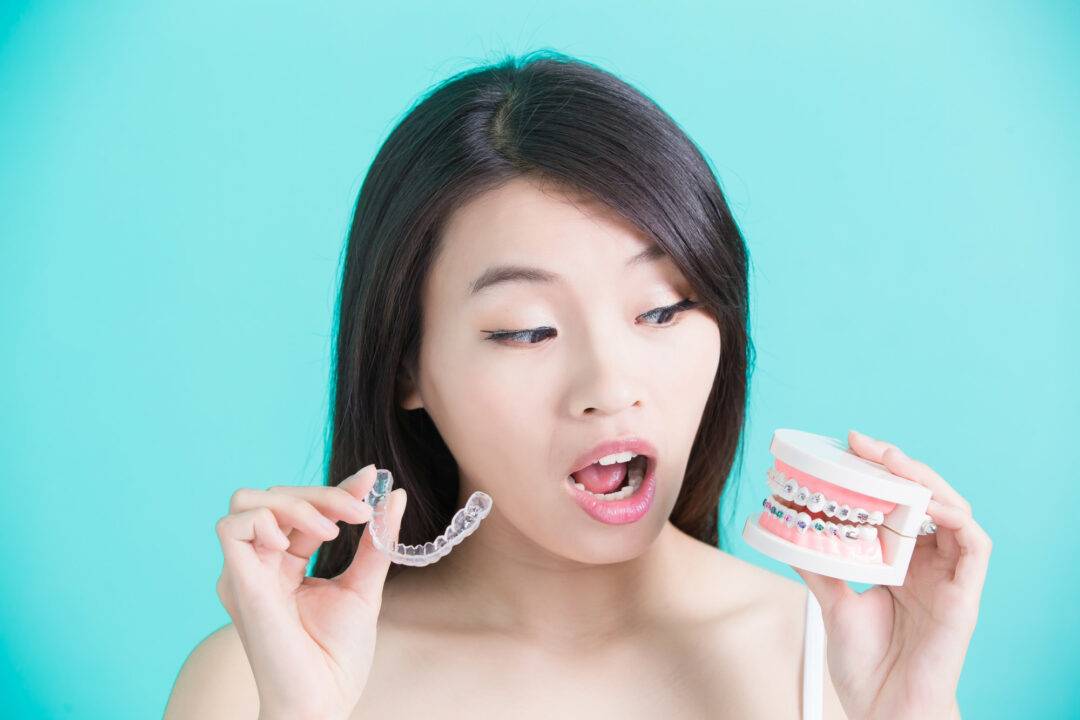 Invisalign vs. Braces: Pros and Cons of Each